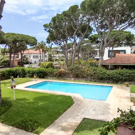 Ventolana - Poolside Peace In *